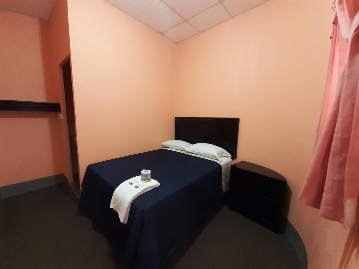Hotel Fuentes Guatemala City Bagian luar foto