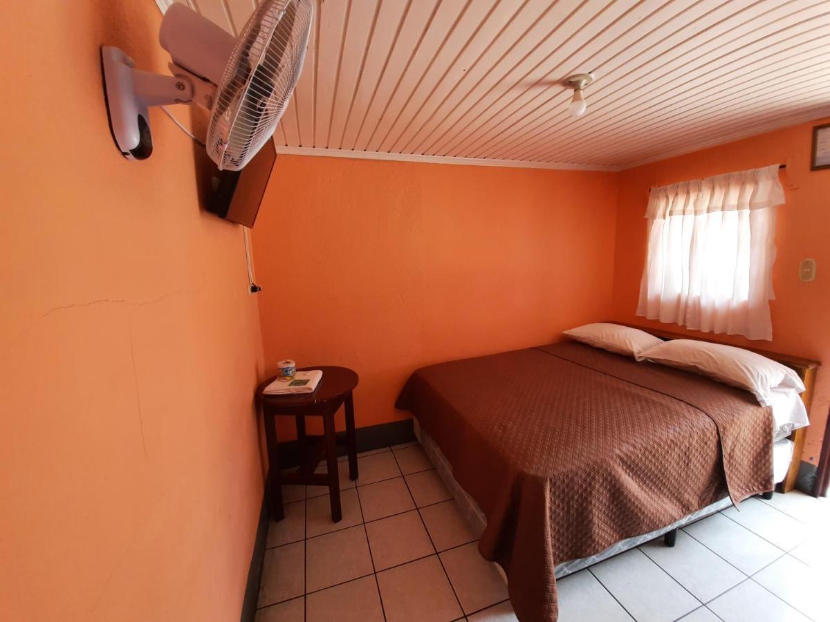 Hotel Fuentes Guatemala City Bagian luar foto